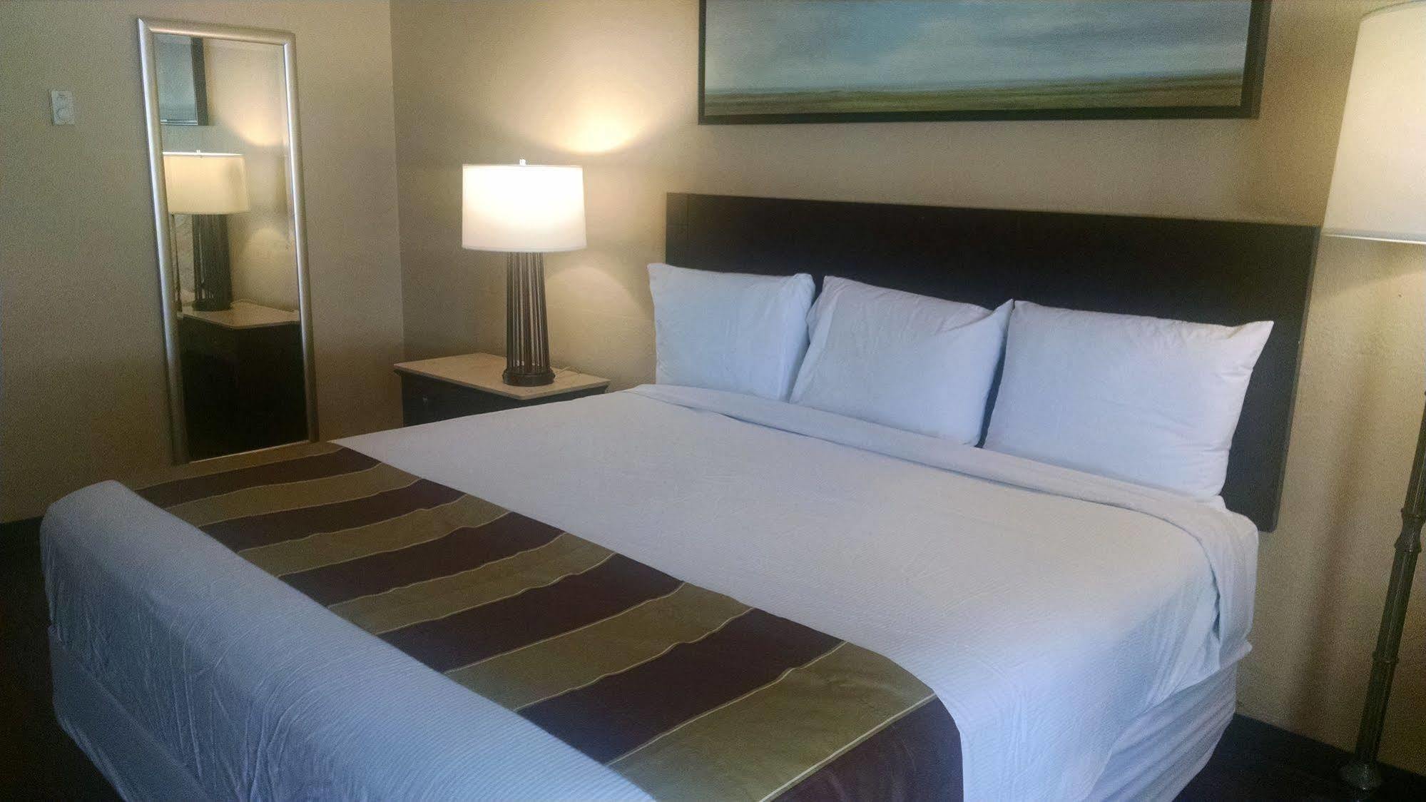 Extend-A-Suites Mobile Tillmans Corner Buitenkant foto